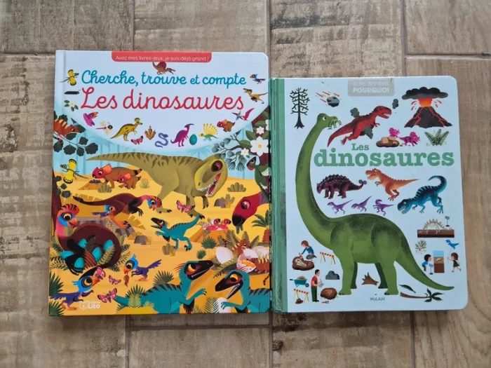 Lot de livres pour tout petits sur les dinosaures