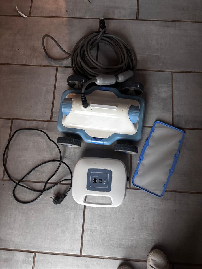 Aspirateur piscine