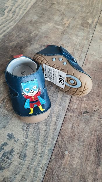 👦 chaussures Pat et Ripaton taille 18, dessus doublure semelle intérieure cuire,  neuf 🏷