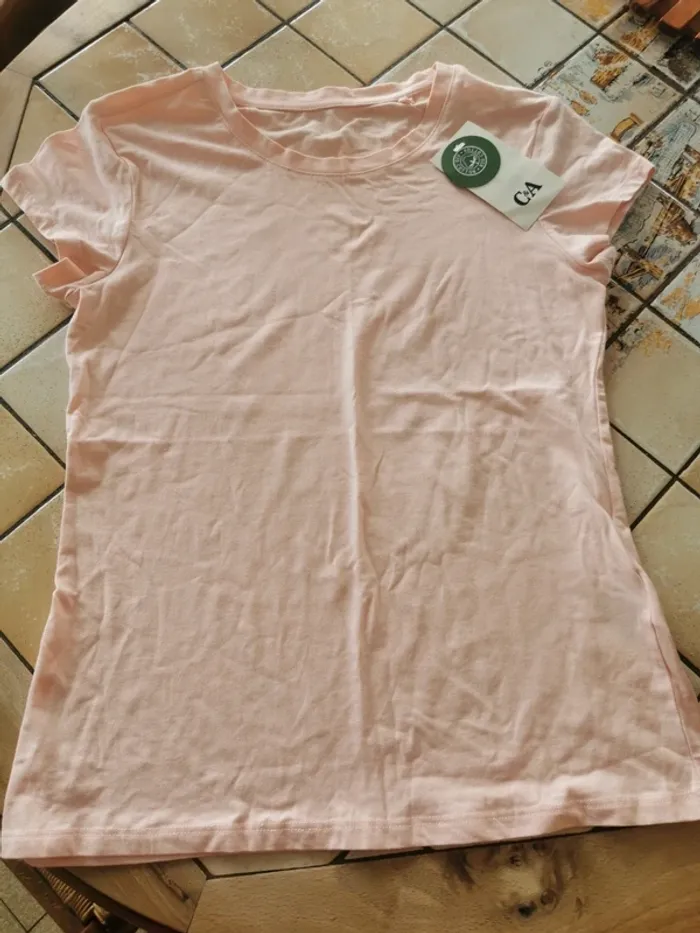 T shirt taille L neuf