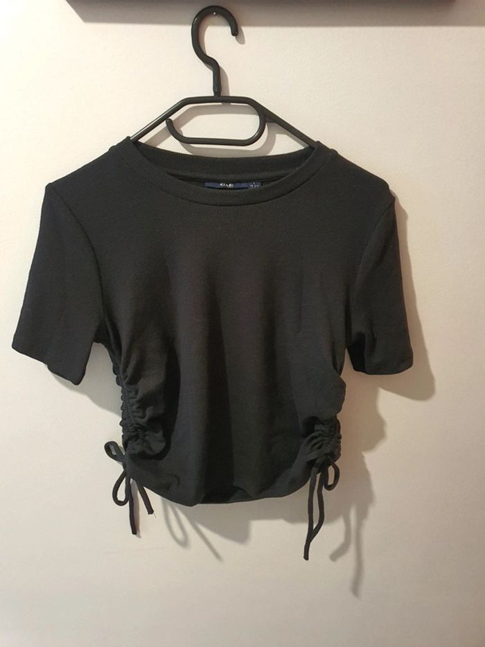 Tee-shirt kiabi taille L( 46 ) en excellent état