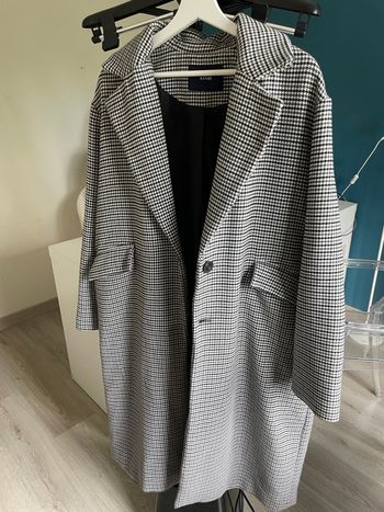 Manteau à carreaux