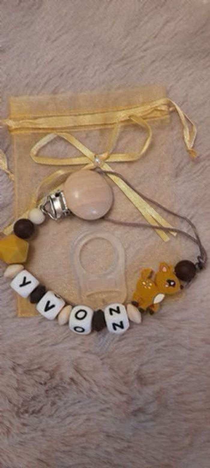 Attache tétine personnalisé avec adaptateur et pochette cadeau - photo numéro 4