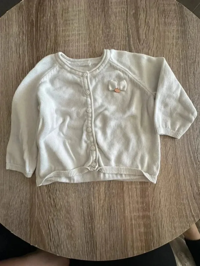 Gilet veste fille blanc petit noeud 12 mois - photo numéro 2