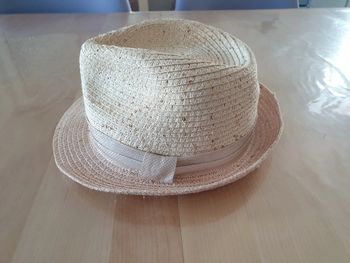 Chapeau fille à paillettes taille 54