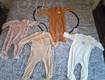 Lot vêtements bébé fille 12 mois