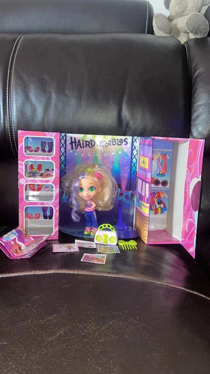 Hairdorables avec la boîte et les accessoires