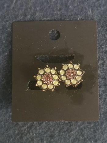 Boucles a clips fleurs