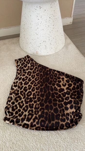 Top asymétrique léopard