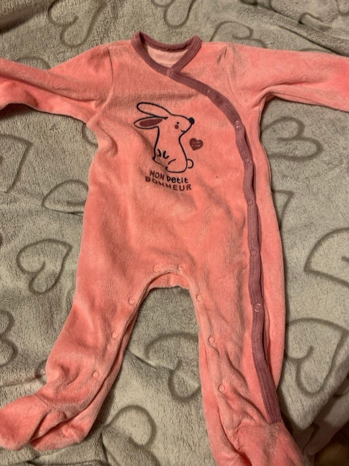 Pyjamas 9 mois
