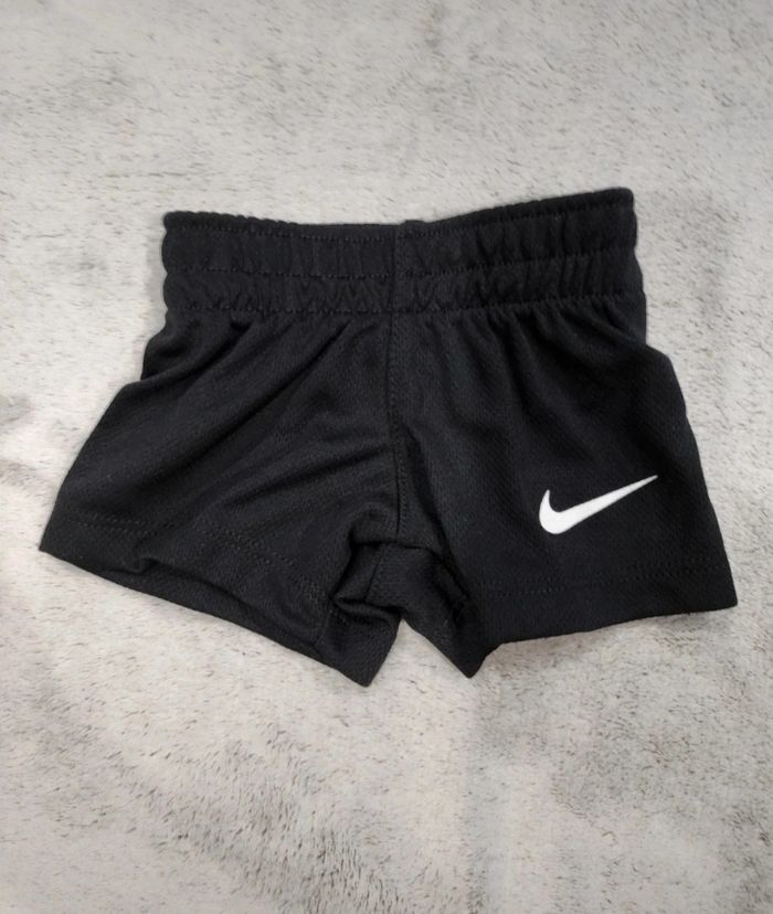 Ensemble Nike - photo numéro 4