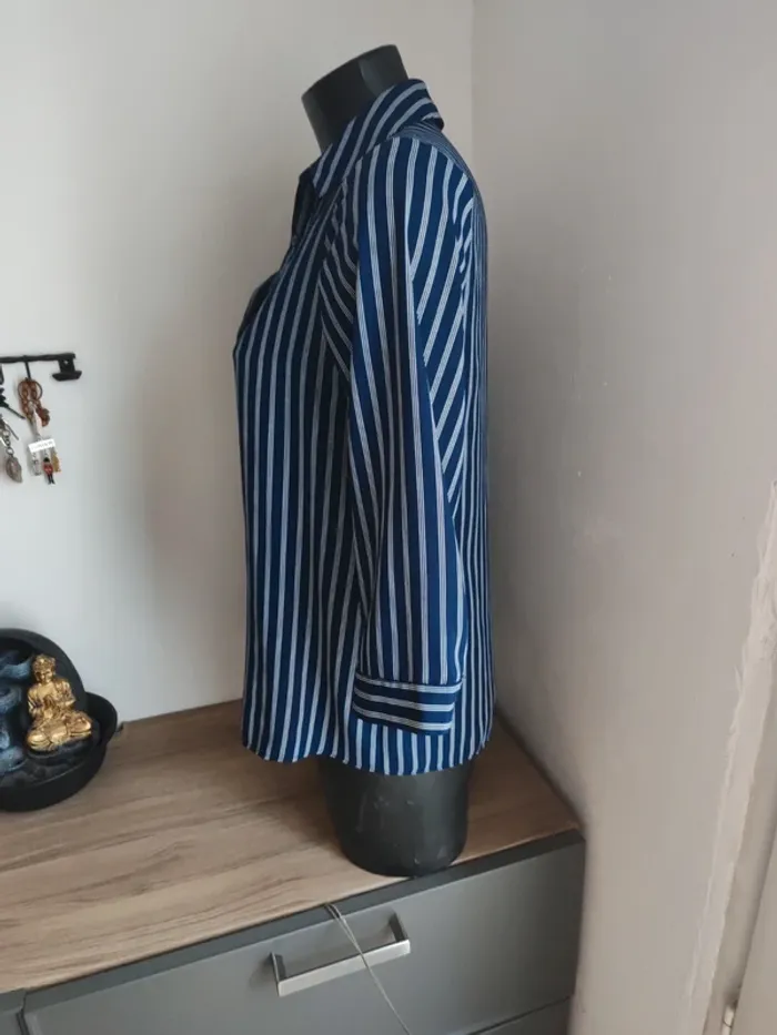 Chemise manches 3/4 taille 38 - photo numéro 2
