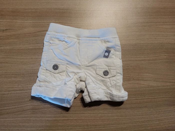 Short taille 1 mois (54 cm)