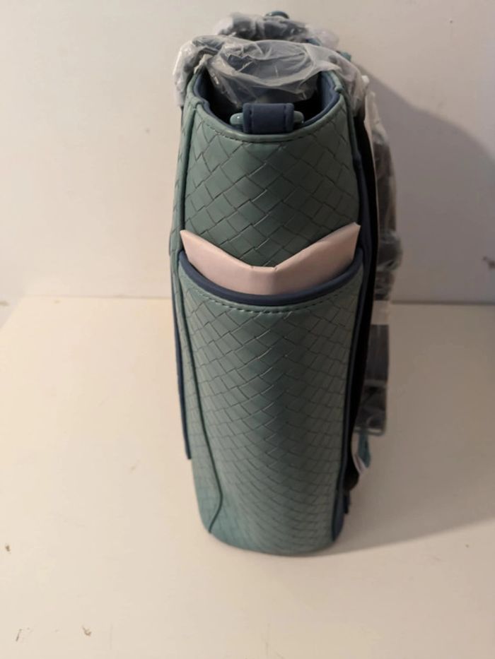 Tote bag Loungefly convertible Stitch embroidered - photo numéro 2