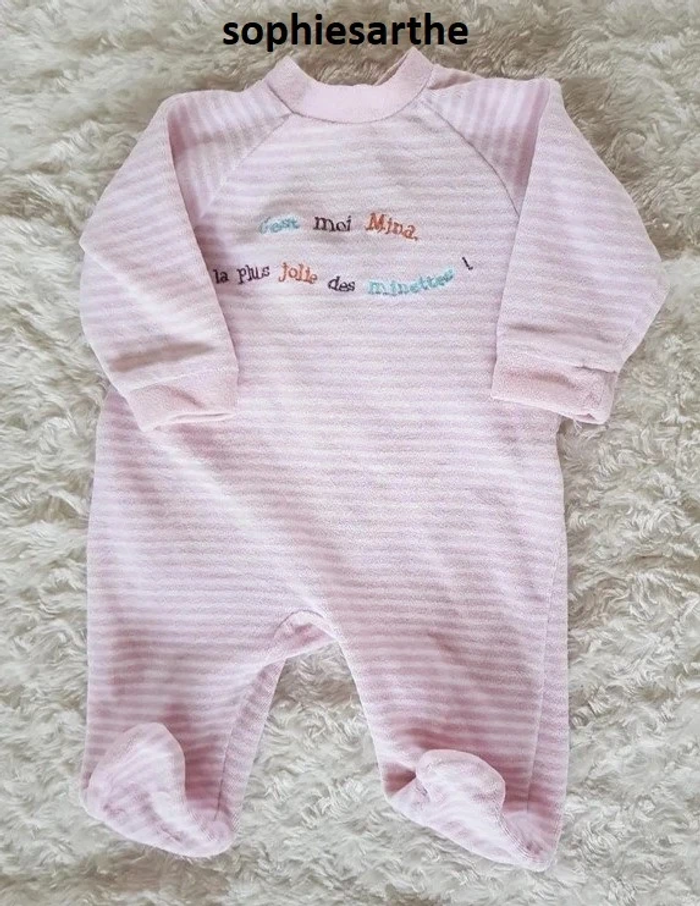attention je vends à l'unité lot de 5 de pyjamas fille 3 mois velours