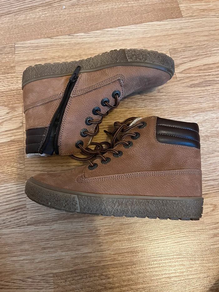 Bottines NEUFS en cuir pointure 32. - photo numéro 4