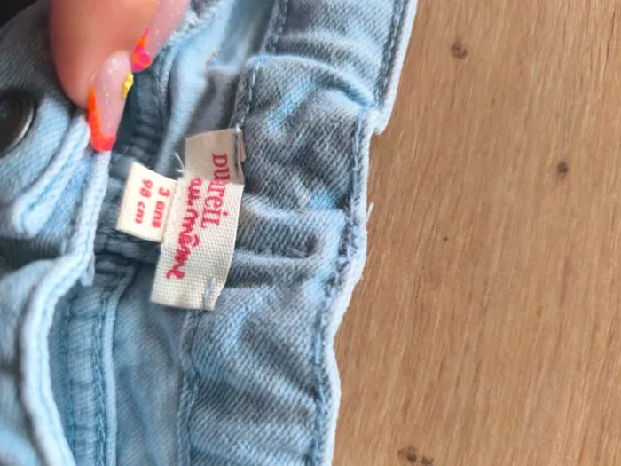 Short du pareil au même , 3 ans ,imprime ananas 🍍 - photo numéro 2