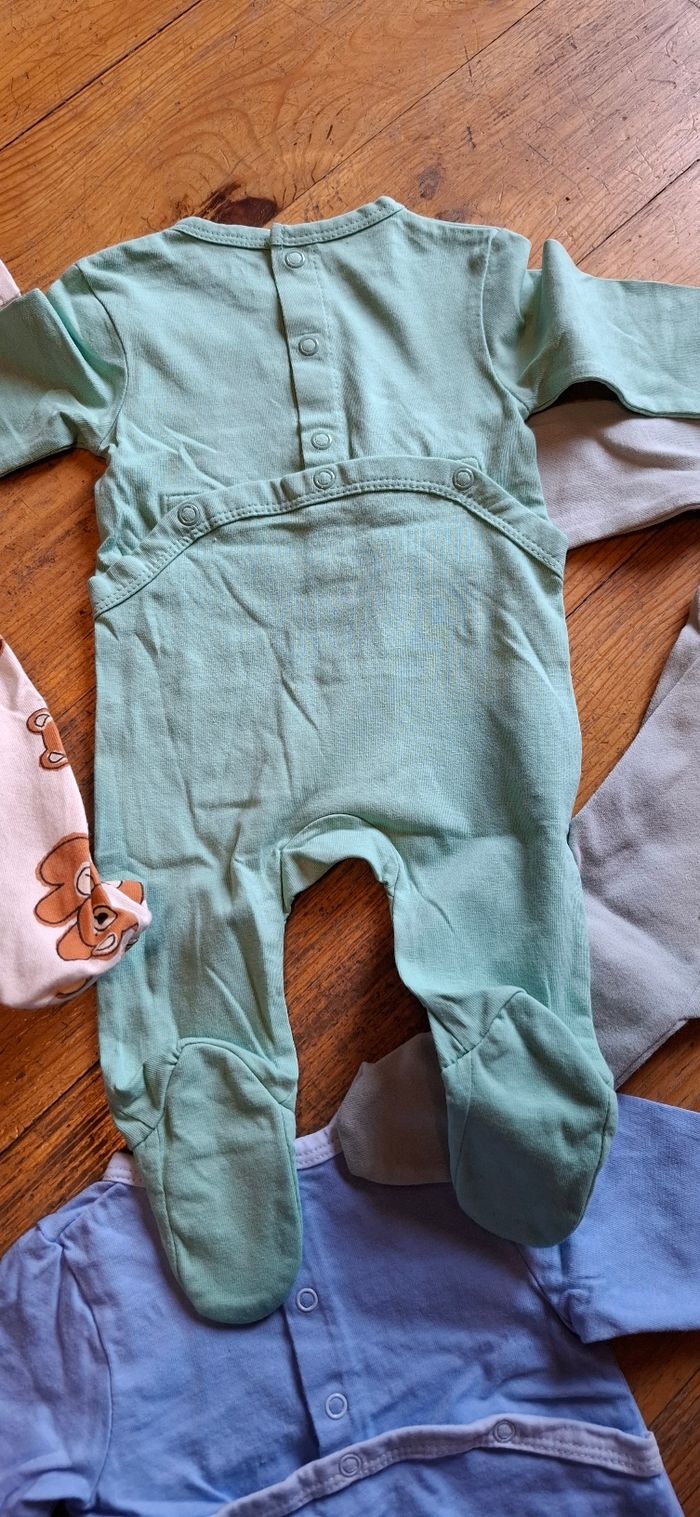 Lots 4 pyjamas - photo numéro 7