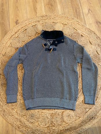 Pull Armand Thierry taille M