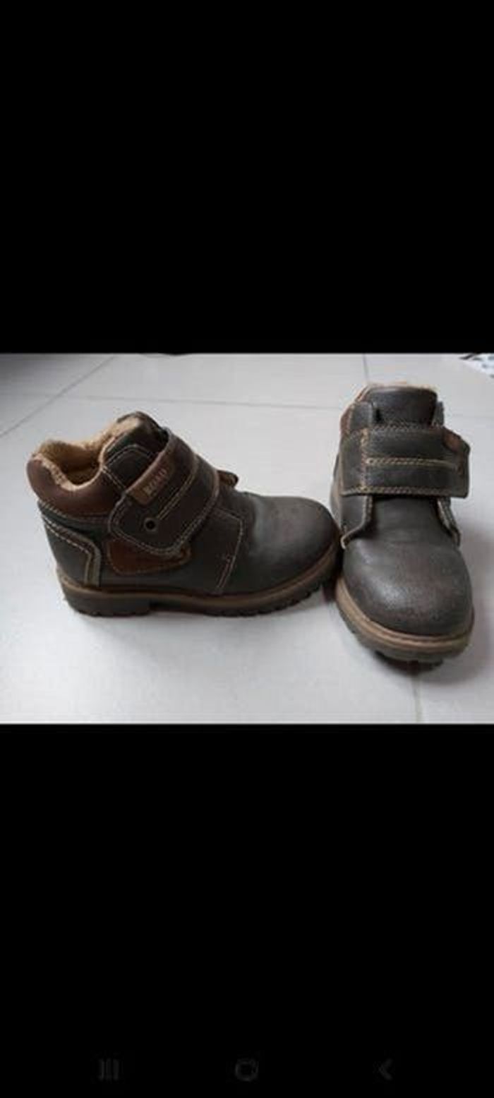 Chaussure montante Pointure 28