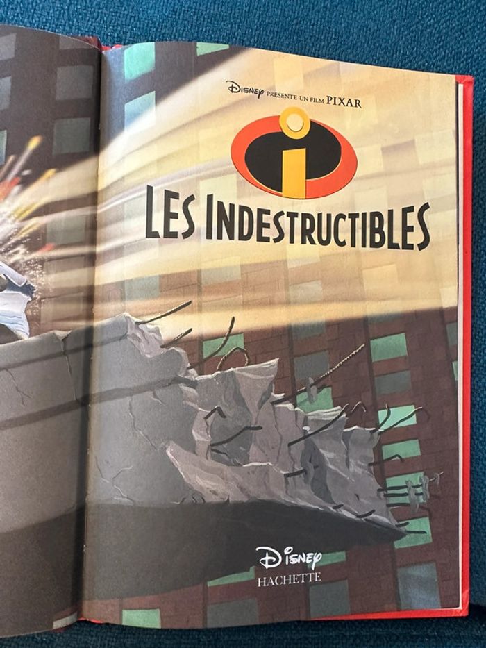 Livre Disney Hachette club du livre Pixar Les indestructibles vintage rouge - photo numéro 7