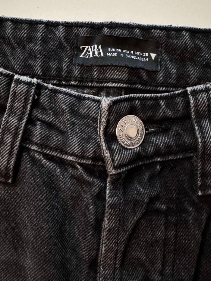 Jean droit gris noir délavé – Zara - 36 - photo numéro 3