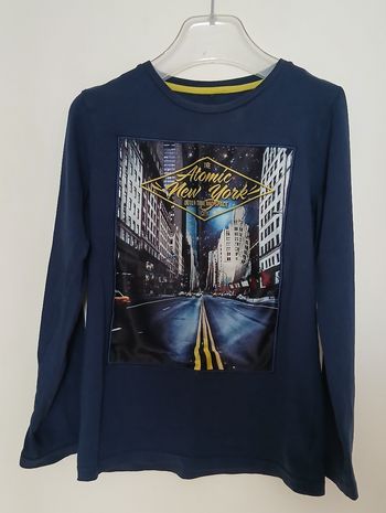 T-shirt bleu marine taille 14 ans