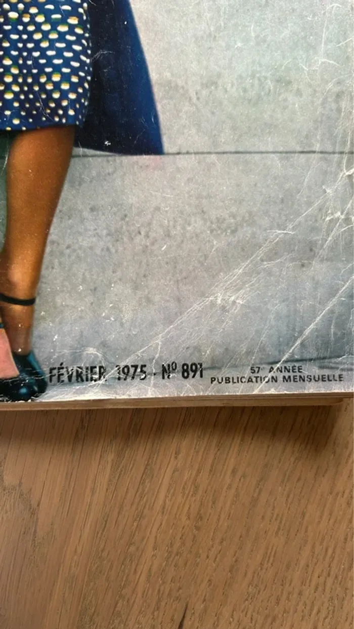 Modes & Travaux n°891 – Février 1975 – Vintage couture, tricot & broderie - photo numéro 2