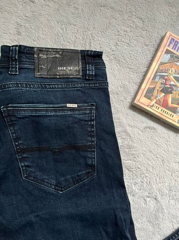 Jean Diesel original – Coupe slim – W33 – Très bon état