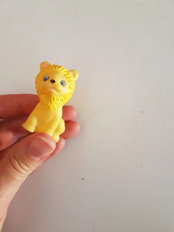Figurine lion