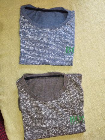 Lot 2 t-shirts