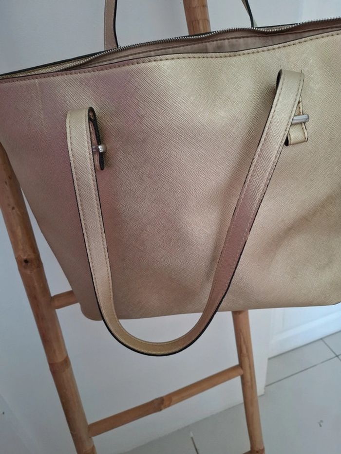 Sac doré - photo numéro 16