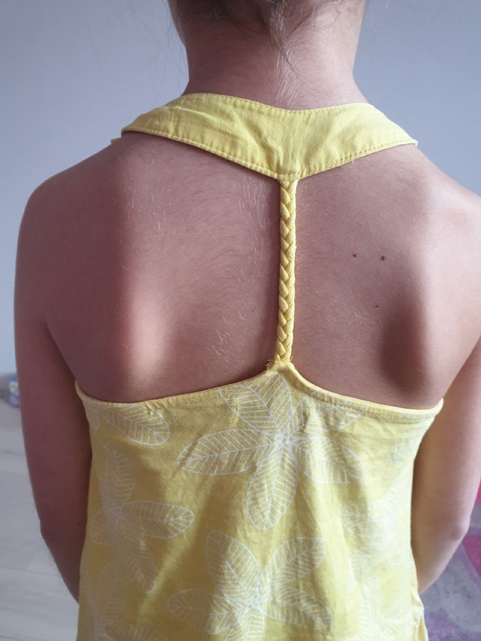 Magnifique robe jaune à fleurs blanches Okaïdi 8 ans - photo numéro 3