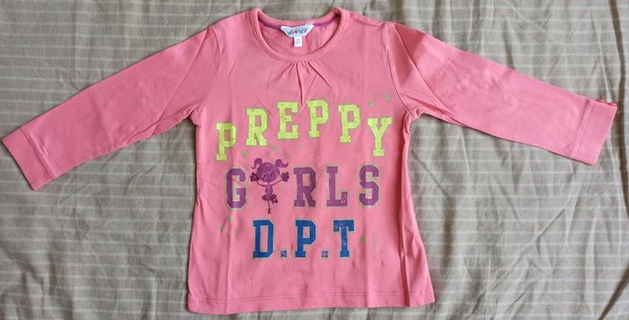 Tee-shirt manches longues fille de la marque Kidkanaï, taille 3 ans , en excellent état