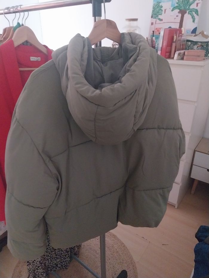 Doudoune Bershka kaki - photo numéro 2