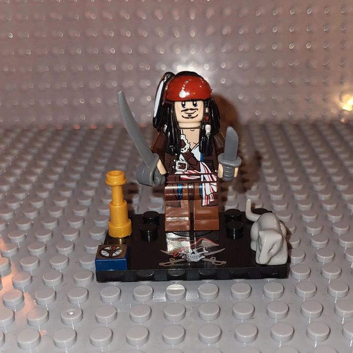 Minifigure / Figurine  💀 Film Pirates des Caraïbes 💀 Jack Sparrow