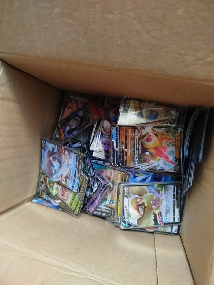 Lot de 100 cartes pokemon v japonaises avec sleeve - photo numéro 2