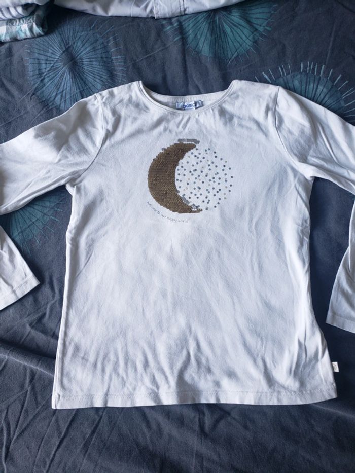 T-shirt motif lune okaidi 10 ans