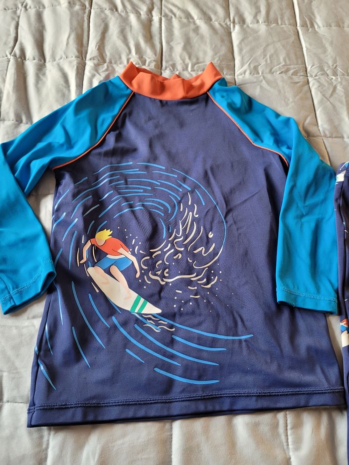 ensemble uv mini boden 8/9ans  (15e) - photo numéro 2