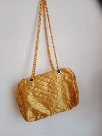 Sac matelassé doré