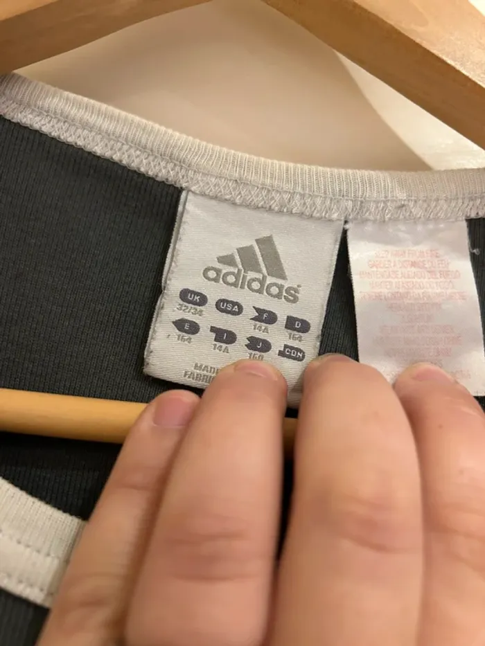 Débardeur Adidas gris et blanc – Taille 14A (164 cm) - photo numéro 2