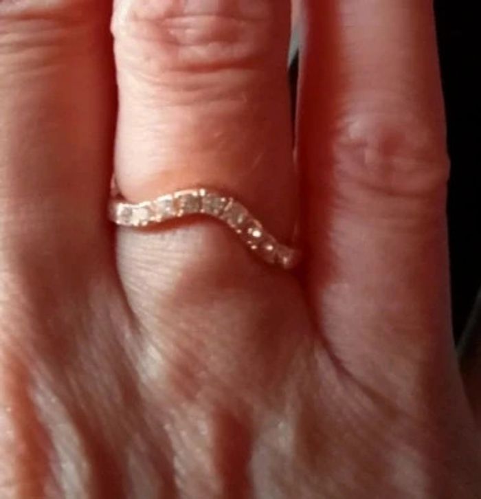 Jolie bague en argent rose avec zirconium - photo numéro 2