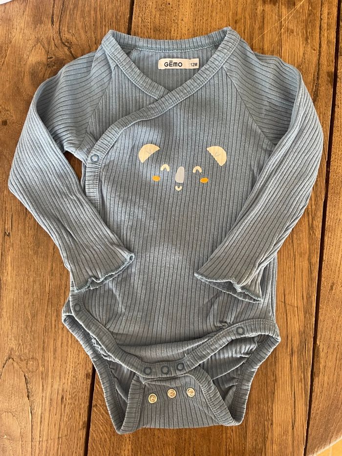 Lot body taille 12 mois - photo numéro 10