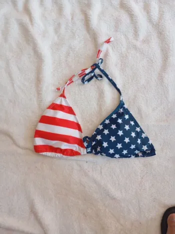 Haut de maillot de bain neuf