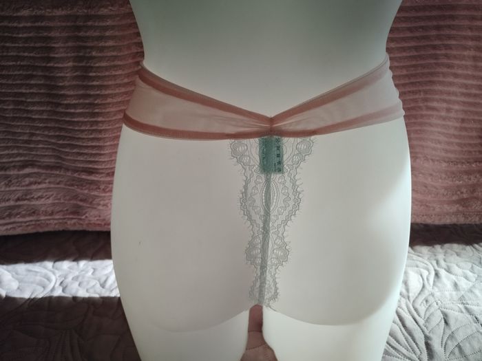 Ensemble rose et blanc a froufrou - photo numéro 7