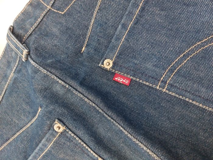 Jean LEVI'S coupe droite femme taille 38 - photo numéro 5