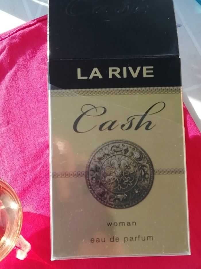 EAU DE PARFUM 90 ML CASH WOMAN LA RIVE NEUF - photo numéro 7