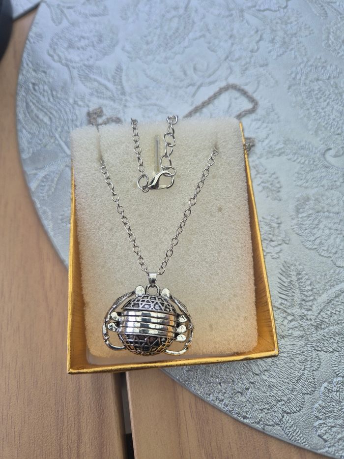 Pendentif  medaillon  ailes des anges - photo numéro 2