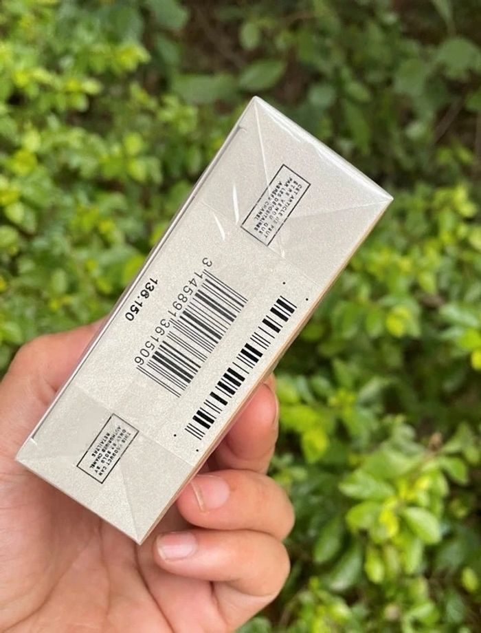 Chanel  Neuf avec étiquette - photo numéro 5