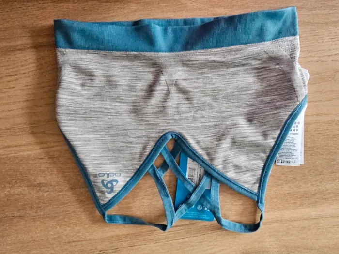 Brassière de sport femme taille S neuve réversible ODLO Seamless - photo numéro 7